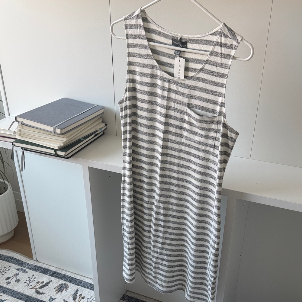 Market & Spruce Gray and White Striped Sleeveless Knit Top